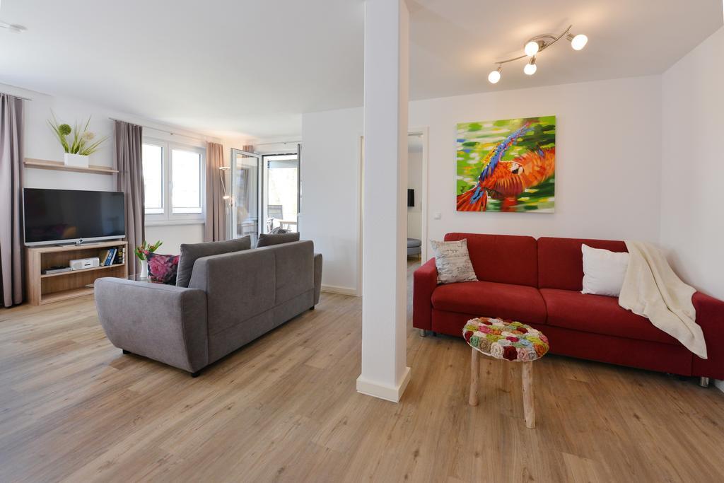 Ferienwohnung Sonnenschein ยูลิอุสรู ภายนอก รูปภาพ